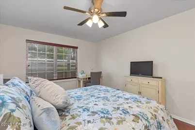 9 Evergreen Court, Freehold, NJ 07728 - Photo 17
