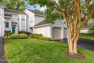 9 Evergreen Ct, Freehold, NJ 07728 - Photo 35