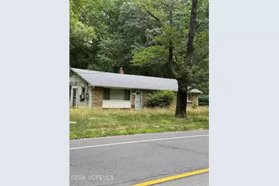 60 Wilson Avenue, Manalapan Township, NJ 07726 - Photo 7