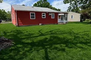 19 Sherwood Ct, Toms River Township, NJ 08757 - Photo 3