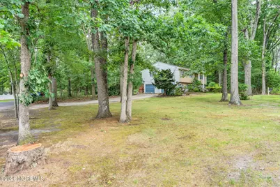 114 Locust Avenue, Howell Township, NJ 07731 - Photo 47