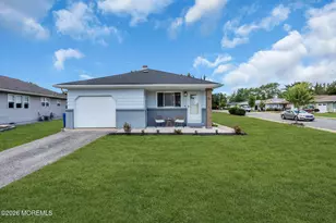 37 Oranjestad St, Toms River Township, NJ 08757 - Photo 5
