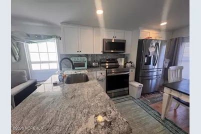 17 Avenue A, Hazlet Township, NJ 07730 - Photo 7