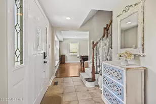 64 Livingston Ln, Manalapan Township, NJ 07726 - Photo 7