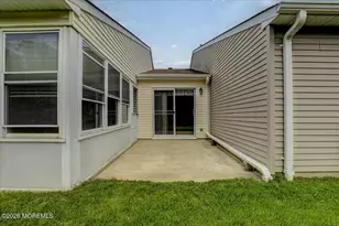 122 Maplecrest Dr W, Lakewood, NJ 08701 - Photo 29