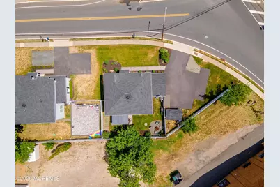 316 Broadway, Keyport, NJ 07735 - Photo 33