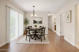 125 Amberly Dr, Manalapan Township, NJ 07726 - Photo 5