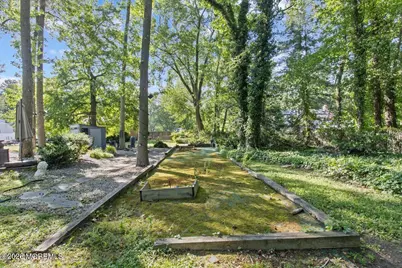 687 Hopping Road, Belford, NJ 07718 - Photo 35