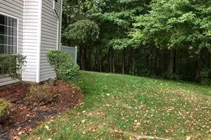 76 Foxwood Pl, Morganville, NJ 07751 - Photo 21