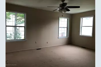 76 Foxwood Place, Morganville, NJ 07751 - Photo 11