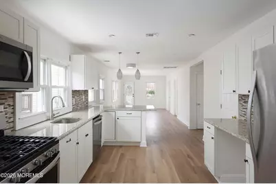 10 Lincoln Court, Keansburg, NJ 07734 - Photo 5