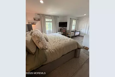 211 Clubhouse Drive, Middletown, NJ 07748 - Photo 17
