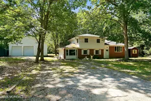 525 Goetz Ln, Jackson, NJ 08527 - Photo 1