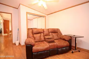 163 Field Pl, Freehold, NJ 07728 - Photo 19