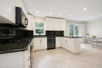 11 Buffalo, East Brunswick Township, NJ 08816 - Photo 11