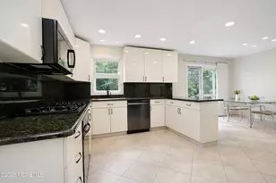 11 Buffalo, East Brunswick Township, NJ 08816 - Photo 11