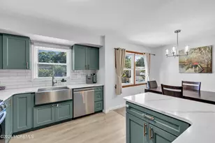 250 Point Pleasant Ave, Bayville, NJ 08721 - Photo 11