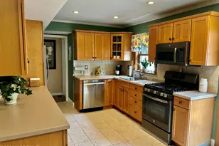 80 Andover Ln, Aberdeen Township, NJ 07747 - Photo 5