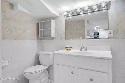 72 Marcshire Drive, Middletown, NJ 07748 - Photo 33