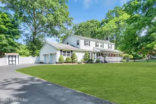 72 Marcshire Dr, Middletown, NJ 07748 - Photo 3