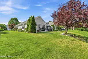 136 Skyline Dr, Lakewood, NJ 08701 - Photo 49