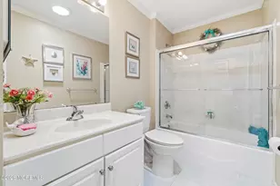 136 Skyline Dr, Lakewood, NJ 08701 - Photo 23