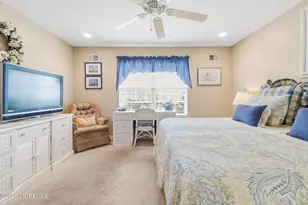 136 Skyline Dr, Lakewood, NJ 08701 - Photo 37