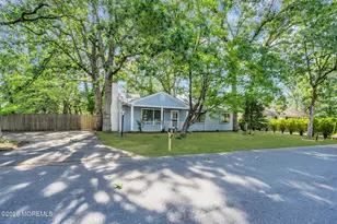 451 Manchester St, Toms River Township, NJ 08757 - Photo 3