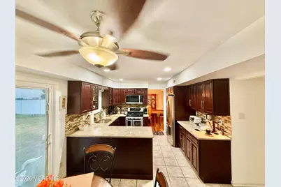 9 Starlight Road, Howell Township, NJ 07731 - Photo 9