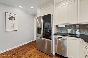 208 Martin Pl, Middletown, NJ 07748 - Photo 7