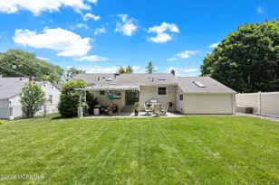 208 Martin Pl, Middletown, NJ 07748 - Photo 35