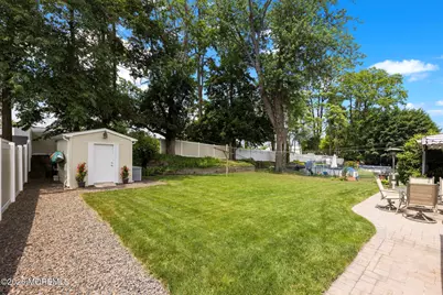 208 Martin Place, Middletown, NJ 07748 - Photo 37