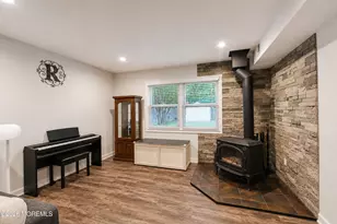 10 Violante Ct, Eatontown, NJ 07724 - Photo 7