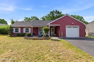 28 Aspen Cir, Barnegat, NJ 08005 - Photo 35