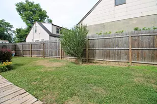 42 Barkalow Ave, Freehold, NJ 07728 - Photo 37