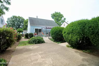 42 Barkalow Avenue, Freehold, NJ 07728 - Photo 35