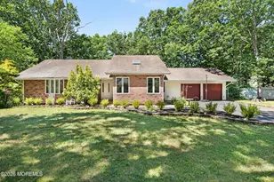 21 Chelsea Rd, Jackson, NJ 08527 - Photo 1