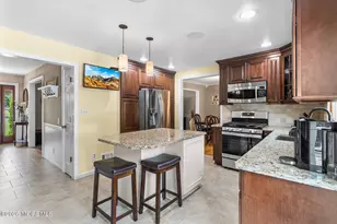 22 Meadowbrook Ln, Freehold, NJ 07728 - Photo 13