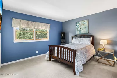 22 Meadowbrook Lane, Freehold, NJ 07728 - Photo 27