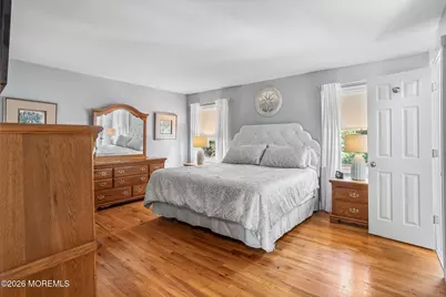 22 Meadowbrook Lane, Freehold, NJ 07728 - Photo 17