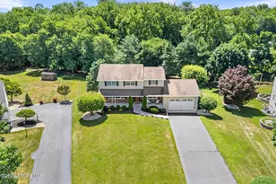 22 Meadowbrook Ln, Freehold, NJ 07728 - Photo 3