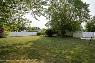 49 Williamsburg Dr, Tinton Falls, NJ 07753 - Photo 29