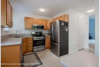 49 Williamsburg Drive, Tinton Falls, NJ 07753 - Photo 13