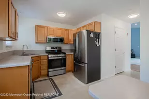 49 Williamsburg Dr, Tinton Falls, NJ 07753 - Photo 13