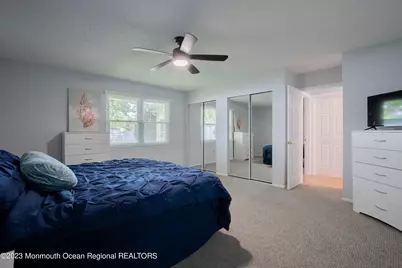 49 Williamsburg Drive, Tinton Falls, NJ 07753 - Photo 19