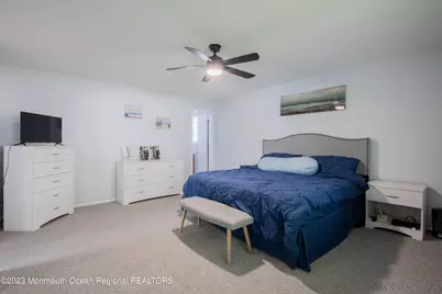49 Williamsburg Drive, Tinton Falls, NJ 07753 - Photo 17