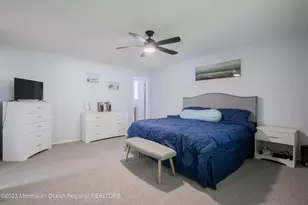 49 Williamsburg Dr, Tinton Falls, NJ 07753 - Photo 17