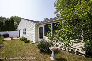 49 Williamsburg Dr, Tinton Falls, NJ 07753 - Photo 33