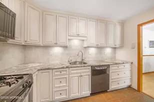 92 Wigwam Ln, Tinton Falls, NJ 07724 - Photo 9