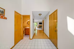 92 Wigwam Ln, Tinton Falls, NJ 07724 - Photo 11